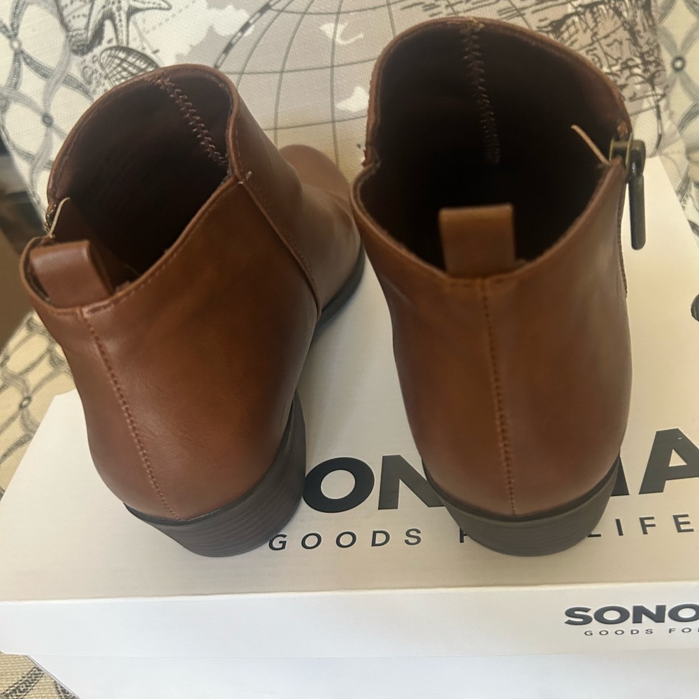 Sonoma size 8 women’s ankle boots. - Picture 4 of 4